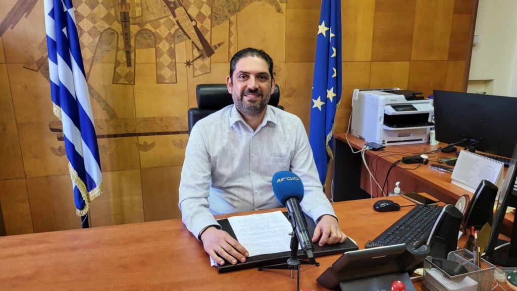 Ο Ευστάθιος Μανουσάκης στο KOSMOS 93.8 (Audio)