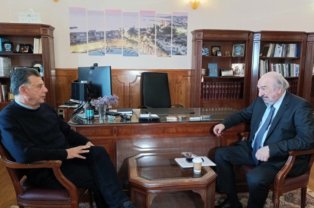 Συνάντηση Νικητιάδη με Δήμαρχο Κω. Στο επίκεντρο οι ζημιές στην Κέφαλο, η δημιουργία λαϊκής αγοράς παραγωγών και το λιμάνι Μαστιχαρίου