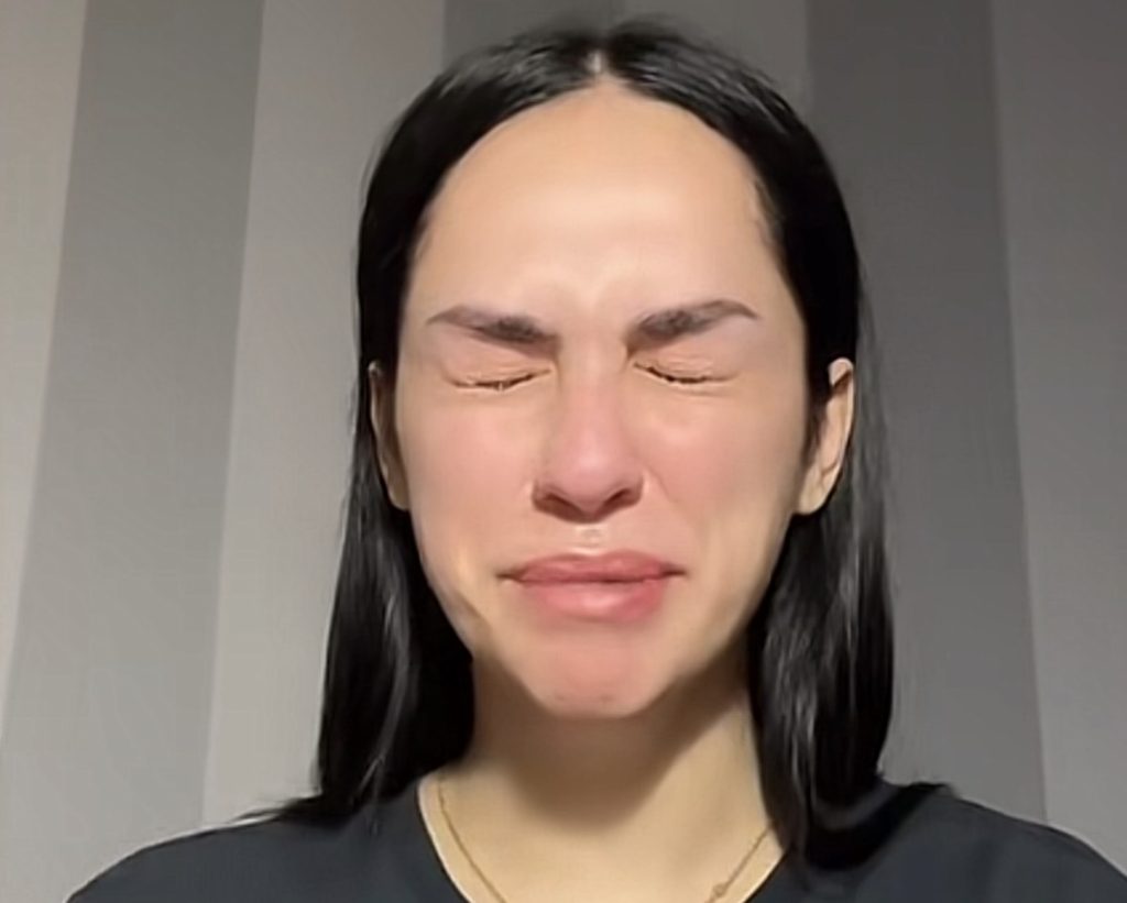 Σοβαρή καταγγελία από την ινφλουένσερ Μαρικέλλυ: «Με χτύπησε – καμία δικαιολογία στη βία»