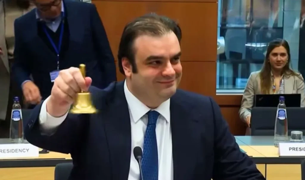 Ο Κυριάκος Πιερρακάκης στην πρώτη συνεδρίαση του Eurogroup ως πρόεδρος – “Πολλές προκλήσεις, κοινή βούληση για συνεργασία” (Βίντεο)