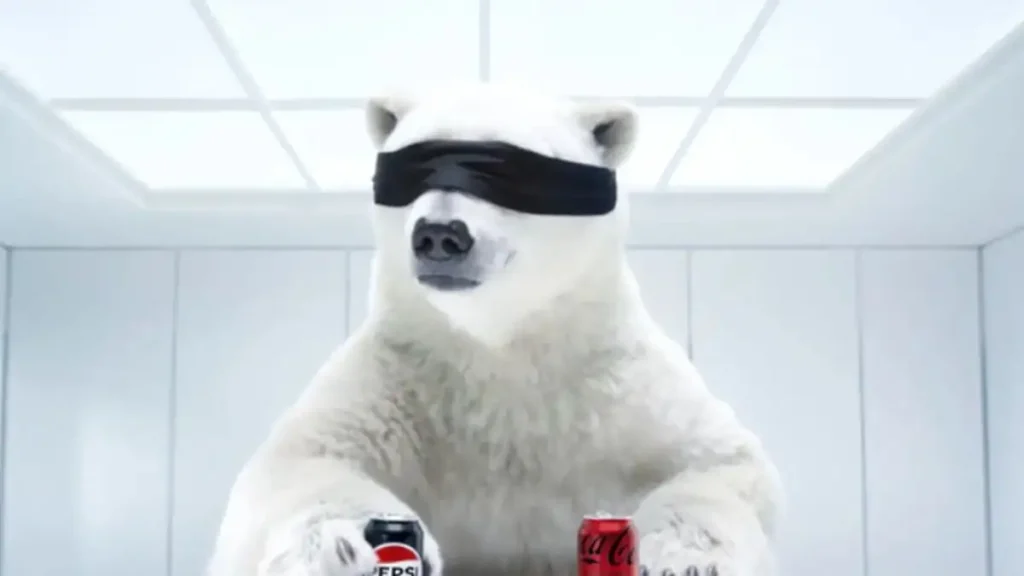 Το σουρεάλ σποτ του Super Bowl: Η πολική αρκούδα της Coca Cola διαλέγει την Pepsi και χρειάστηκε ψυχοθεραπεία