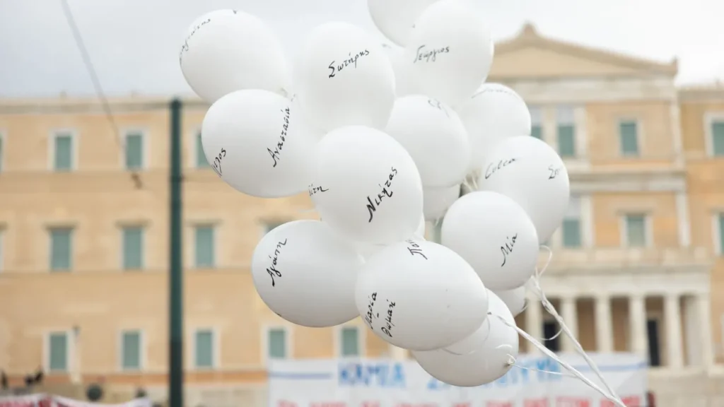 3 χρόνια από τα Τέμπη: Συλλαλητήρια σε όλη τη χώρα – Ποιοι απεργούν