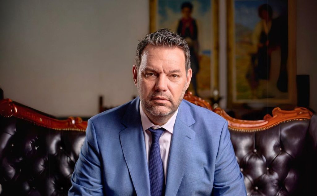 «Τελεσίγραφο» Αλ. Κολιάδη για τον καταυλισμό στο Καρακόνερο