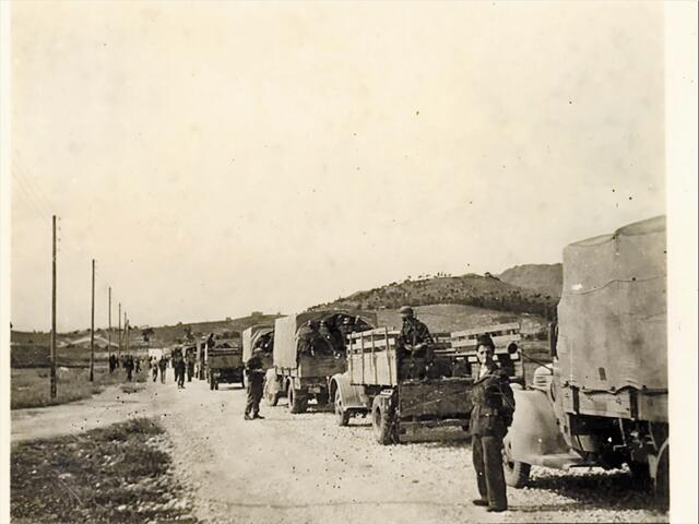 Καισαριανή: Συμφωνία Κακλαμάνη με Μενδώνη για τις φωτογραφίες – Τι αποφασίστηκε