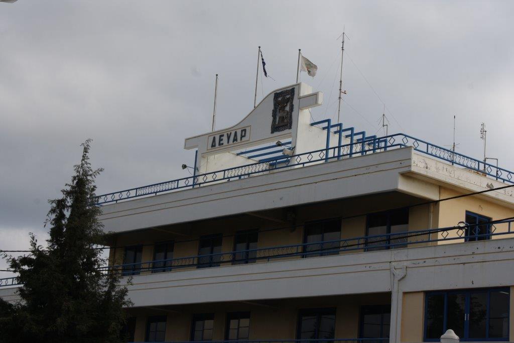 Απολογισμός πάνω σε «πήλινα πόδια»