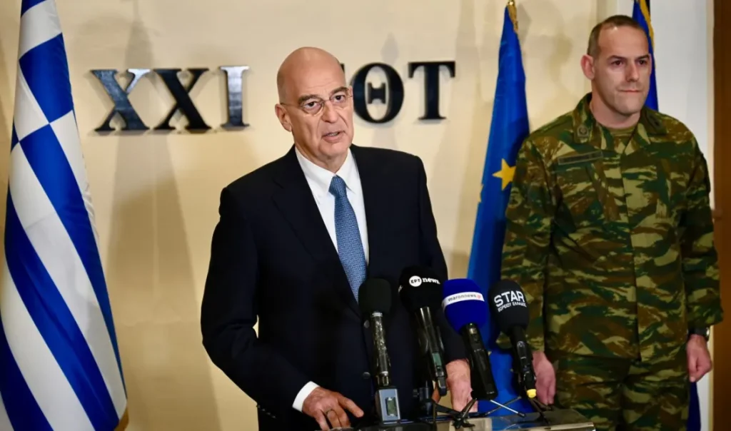 Δένδιας: “Έχουμε δημιουργήσει ένα ολιστικό πρόγραμμα για να βελτιώσουμε τη ζωή των στελεχών των Ενόπλων Δυνάμεων”