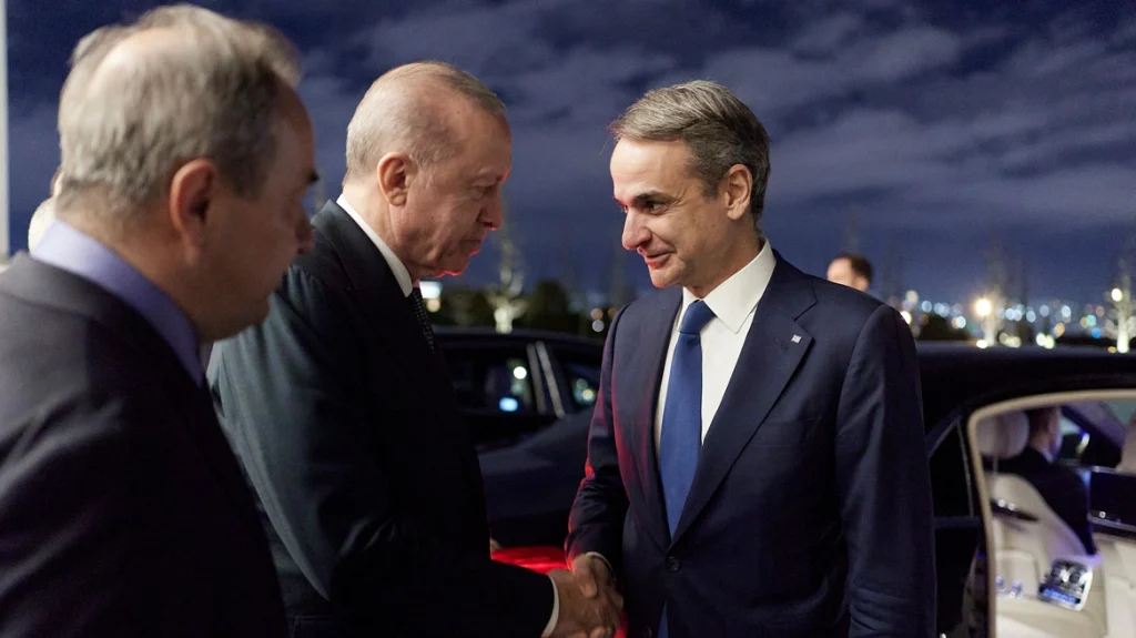 «Ήρεμα νερά» στο Αιγαίο με σφραγίδα Μητσοτάκη – Ερντογάν: Πού συμφώνησαν και πού διαφώνησαν, οι διμερείς συμφωνίες