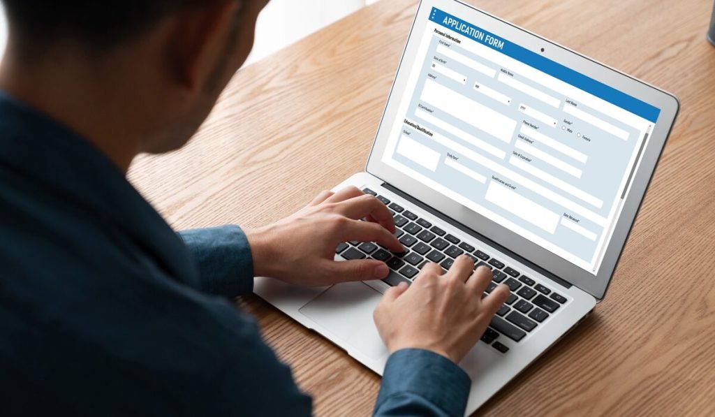 Έπεσε το gov.gr – Το μήνυμα που βγάζει