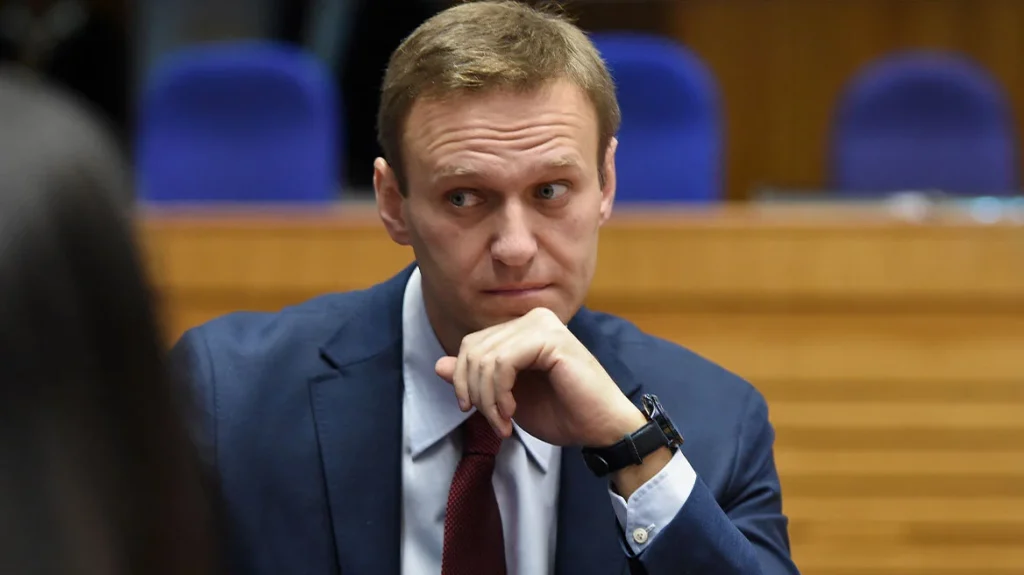 Πρόσθετες κυρώσεις κατά της Ρωσίας μετά τις αποκαλύψεις για τον θάνατο Ναβάλνι εξετάζει η Βρετανία