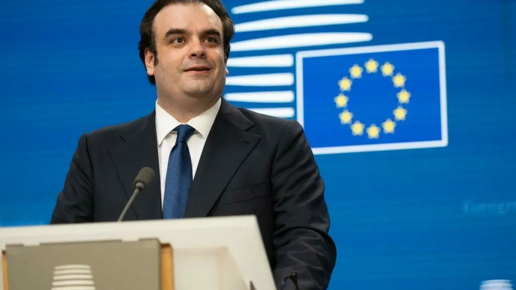 Αρχίζει ένα καυτό εξαήμερο από αύριο για το μέλλον της Ευρώπης