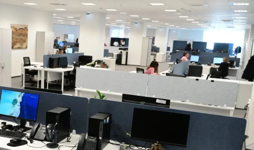 Τι αλλάζει στο Δημόσιο με το νέο νομοσχέδιο: 12 ερωτήσεις και απαντήσεις για τη μείωση της γραφειοκρατίας και ένα κράτος πιο φιλικό στον πολίτη