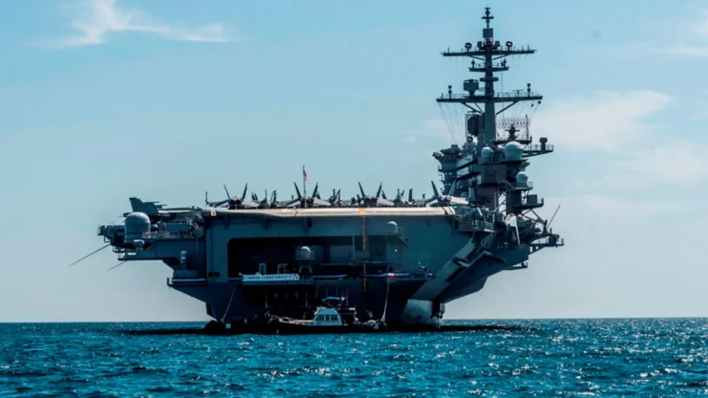 Οι 3+1 επιλογές του Τραμπ για το Ιράν, σε απόσταση βολής η αρμάδα: Από το γρήγορο χτύπημα τύπου Μαδούρο, έως το «σοκ και δέος»