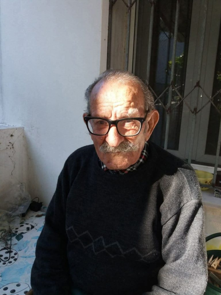 Αποχαιρετισμός στον Μιχάλη Τσαγκάρη: Έναν Αιώνα Γλυκιάς Προσφοράς και Ιστορίας