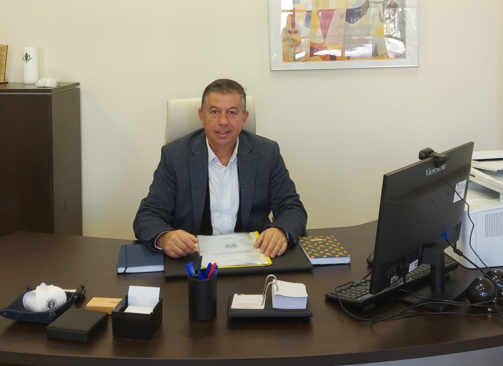 Θανάσης Βυρίνης: Σε ένα σχολείο πολλών δράσεων, μήπως παραγκωνίζεται η ουσία της μάθησης;