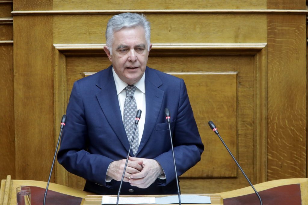 Ο Βασίλης Α. Υψηλάντη στην Ολομέλεια της Βουλής ζήτησε τη μέριμνα του κράτους στο ενδεχόμενο αυξήσεων σε ακτοπλοϊκά και αεροπορικά εισιτήρια στα νησιά λόγω του πολέμου Ο Βασίλης Α. Υψηλάντη στην Ολομέλεια της Βουλής ζήτησε τη μέριμνα του κράτους στο ενδεχόμενο αυξήσεων σε ακτοπλοϊκά και αεροπορικά εισιτήρια στα νησιά λόγω του πολέμου
