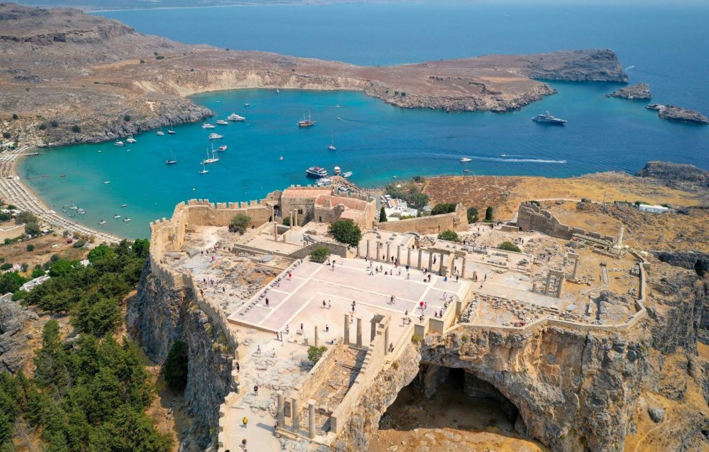 Το ελληνικό νησί όπου ο τουρισμός ξεκινά από τον Απρίλιο Το ελληνικό νησί όπου ο τουρισμός ξεκινά από τον Απρίλιο