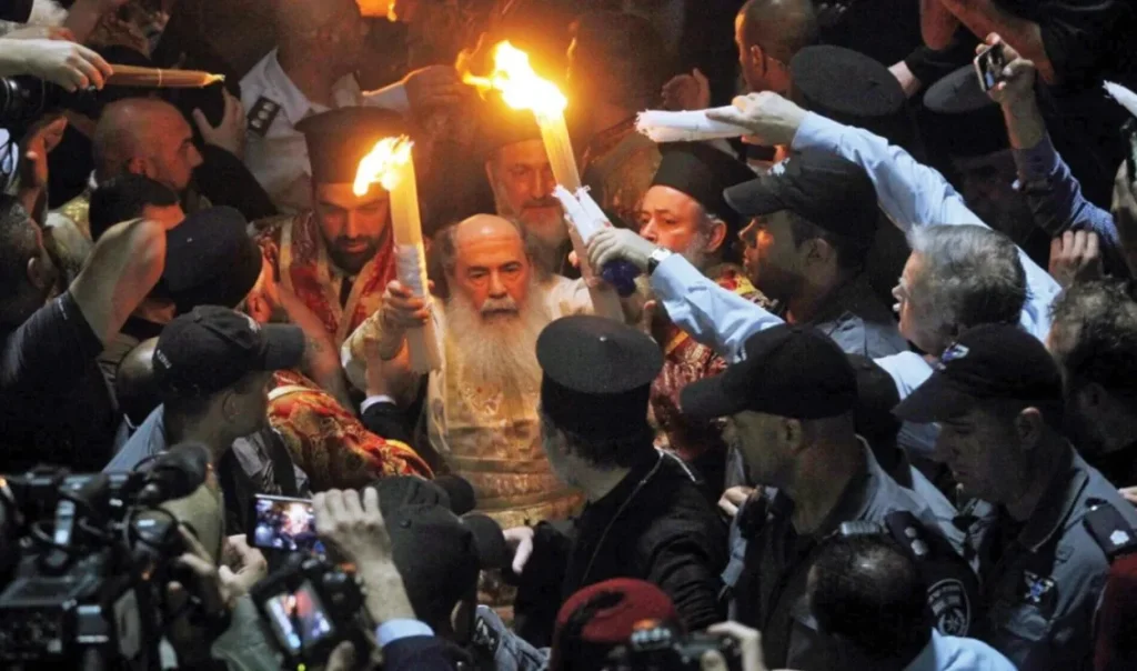 Αφή του Αγίου Φωτός: Κανονικά η Τελετή, παρά την πιθανή απαγόρευση, έτοιμη η Αγιοταφική Αδελφότητα για όλα τα ενδεχόμενα