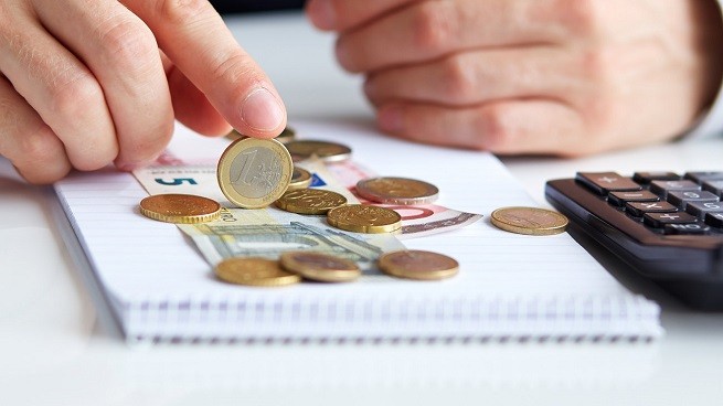 Πλασματικά έτη: Πώς «κλειδώνουν» σύνταξη στα 62 και τι κερδίζουν οι ασφαλισμένοι Πλασματικά έτη: Πώς «κλειδώνουν» σύνταξη στα 62 και τι κερδίζουν οι ασφαλισμένοι