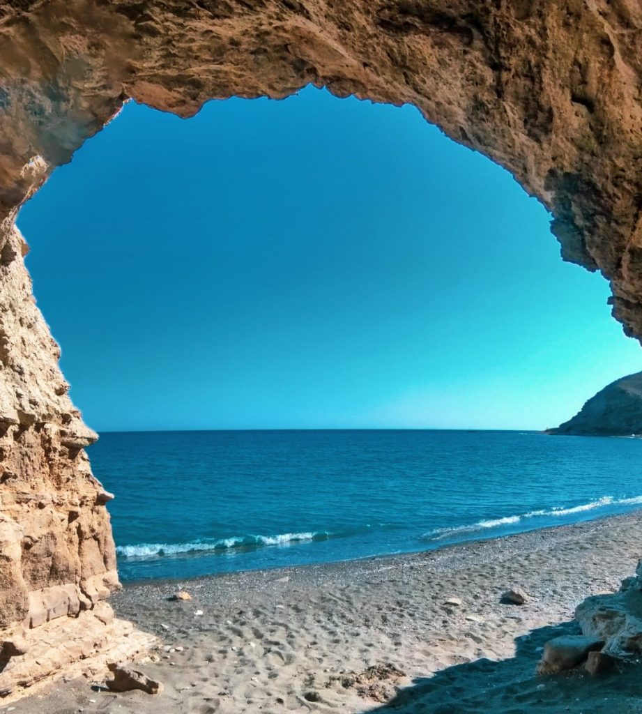 Holidaycheck: Στους οικονομικούς προορισμούς Κως και Κρήτη για πασχαλινές διακοπές | Διατηρεί τιμές η Ρόδος, “τσιμπάει” η Κέρκυρα