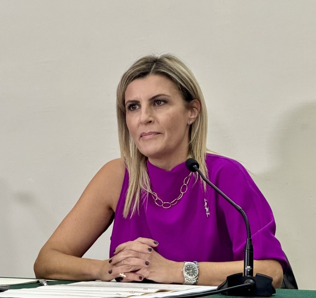 Η βενζίνη πάνω από τα 2€ στα Δωδεκάνησα – Η αντοχή των νησιωτών εξαντλείται Η βενζίνη πάνω από τα 2€ στα Δωδεκάνησα – Η αντοχή των νησιωτών εξαντλείται