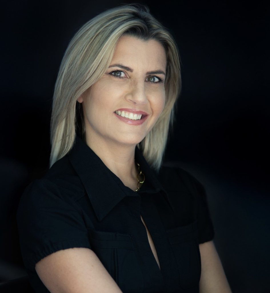 Η τουριστική περίοδος ξεκινά με τις κρατήσεις υπό πίεση και τους επαγγελματίες σε αναμονή