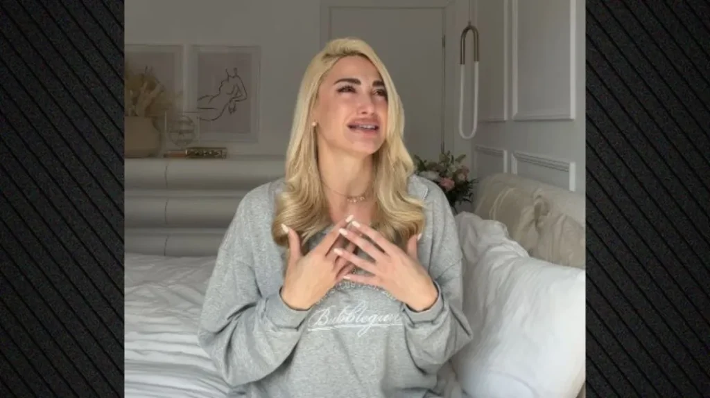 Ξέσπασε σε κλάματα η Τούνη μετά την προβολή του revenge porn στο δικαστήριο: Δεν μπορώ να διανοηθώ το πόσο πόνο έχω περάσει