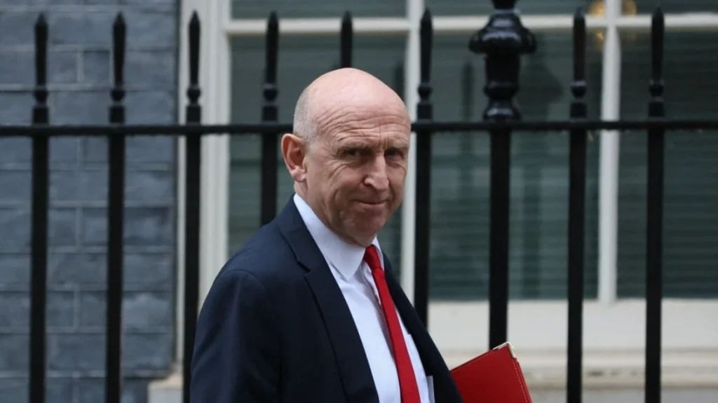 Δύο πύραυλοι εκτοξεύτηκαν προς την Κύπρο, λένε οι Βρετανοί