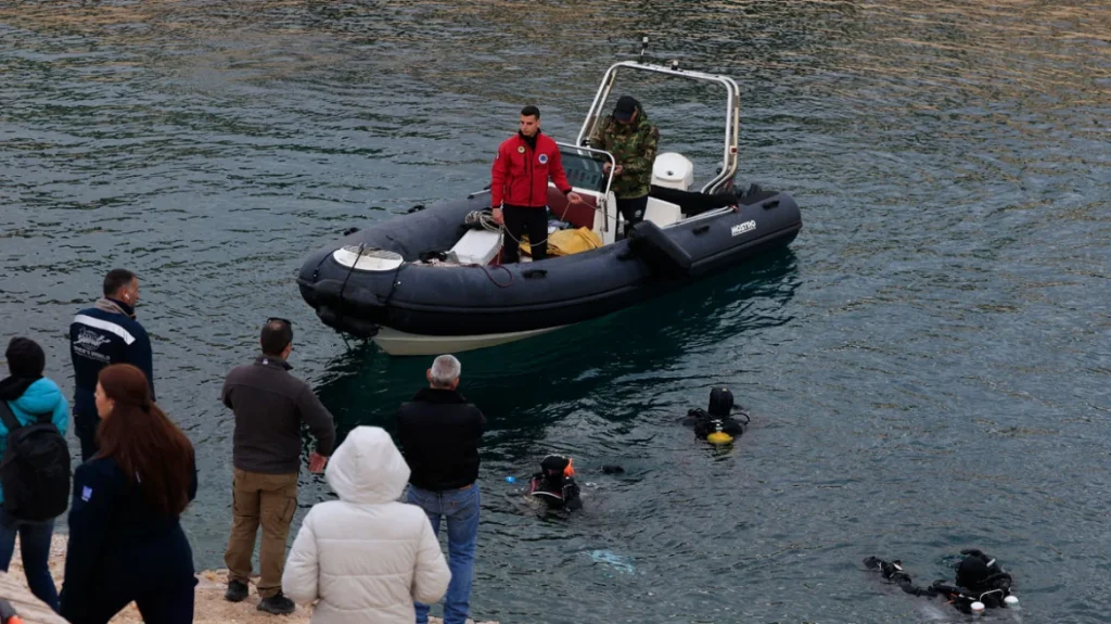Δύτης που βούτηξε στο «Πηγάδι του Διαβόλου» για την ανάσυρση του 34χρονου περιγράφει: «Χωρίς σχοινί είναι ακατόρθωτο να βγεις»