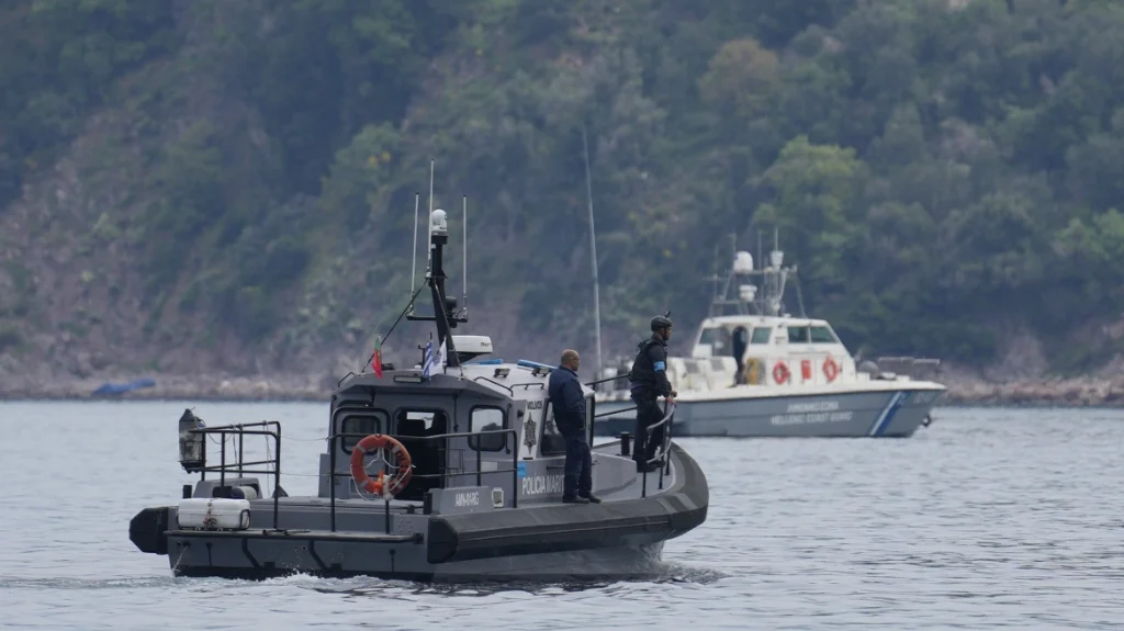 Σκάφος της Frontex στο οποίο επέβαινε η Εσθονή πρέσβης βούλιαξε στο Καστελλόριζο, πέντε οι τραυματίες Σκάφος της Frontex στο οποίο επέβαινε η Εσθονή πρέσβης βούλιαξε στο Καστελλόριζο, πέντε οι τραυματίες