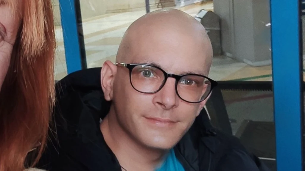 Χειρουργήθηκε για αφαίρεση όγκου ο δήμαρχος του Άη Στράτη: Η πρώτη φωτογραφία του μετά την επέμβαση Χειρουργήθηκε για αφαίρεση όγκου ο δήμαρχος του Άη Στράτη: Η πρώτη φωτογραφία του μετά την επέμβαση