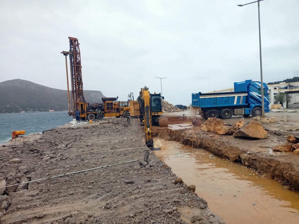 Τ. Κωττάκης Δήμαρχος Λέρου: Οι εργασίες που γίνονται είναι ό,τι καλύτερο μπορούσε να γίνει – Από το 2013 το λιμάνι του Λακκιού ήταν επικίνδυνο για την σωματική ασφάλεια όλων μας