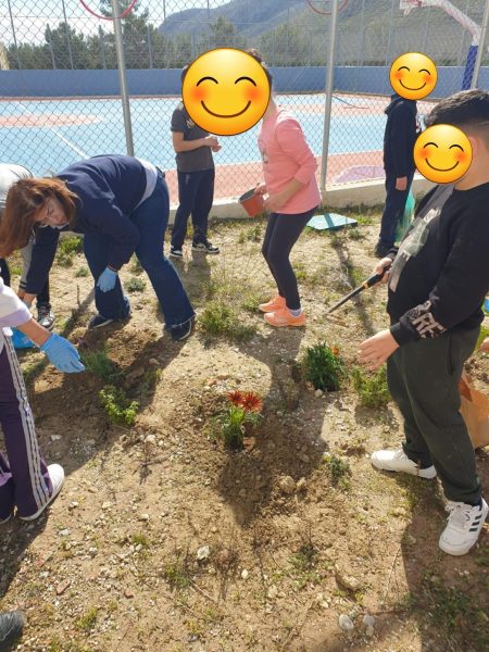 Θερμές Ευχαριστίες του 2ου Δημοτικού Αρχαγγέλου σε Γ. Χατζημάρκο και Μ. Λουλού