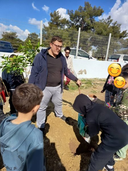 Θερμές Ευχαριστίες του 2ου Δημοτικού Αρχαγγέλου σε Γ. Χατζημάρκο και Μ. Λουλού