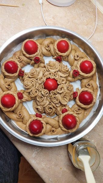 «Αυγούλες Αρχαγγέλου: Η παράδοση της Ρόδου μέσα από τα χέρια της Χρύσας Σαρή»