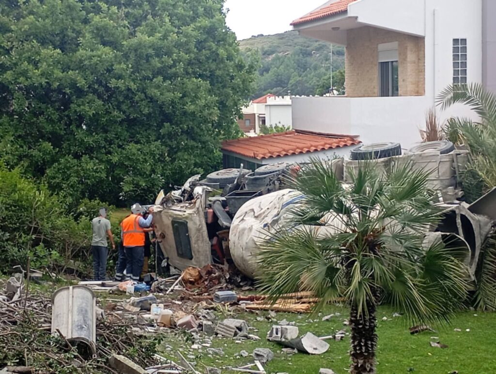 Ρόδος : Ντελαπάρισε Μπετονιέρα