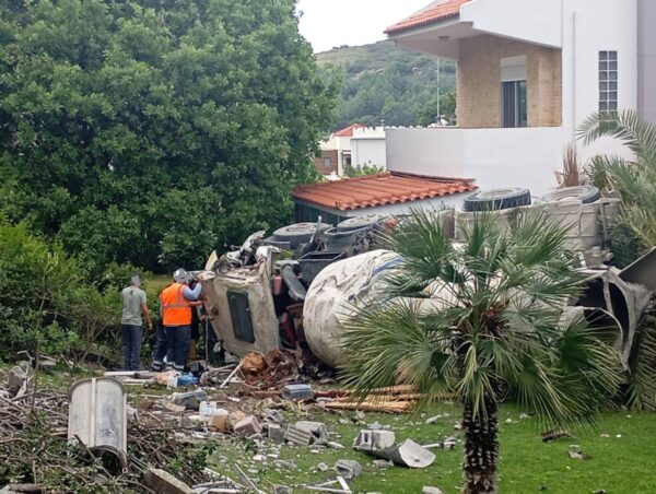 Ρόδος : Ντελαπάρισε Μπετονιέρα