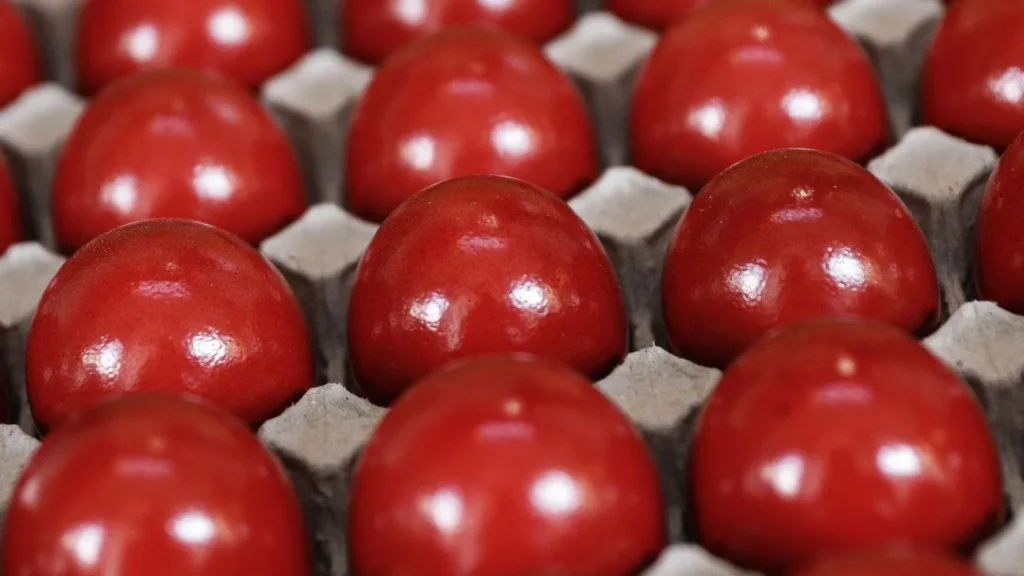 Τα έθιμα της Μεγάλης Πέμπτης: O Μυστικός Δείπνος, τα κόκκινα αυγά και οι λαμπροκουλούρες