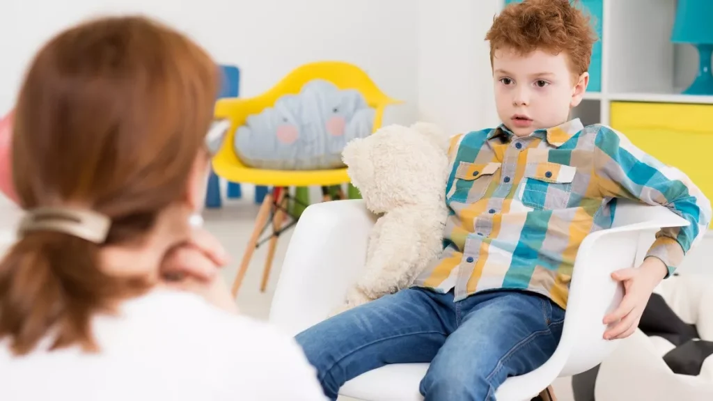 Αυτισμός: Έγκαιρη διάγνωση με νέα ψηφιακά εργαλεία – Δείτε το πρόγραμμα του Υπουργείου Υγείας