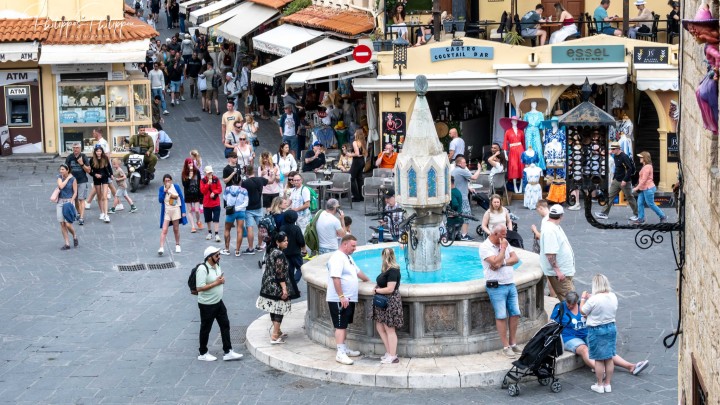 Στην κορυφή της τουριστικής δαπάνης το Νότιο Αιγαίο Στην κορυφή της τουριστικής δαπάνης το Νότιο Αιγαίο