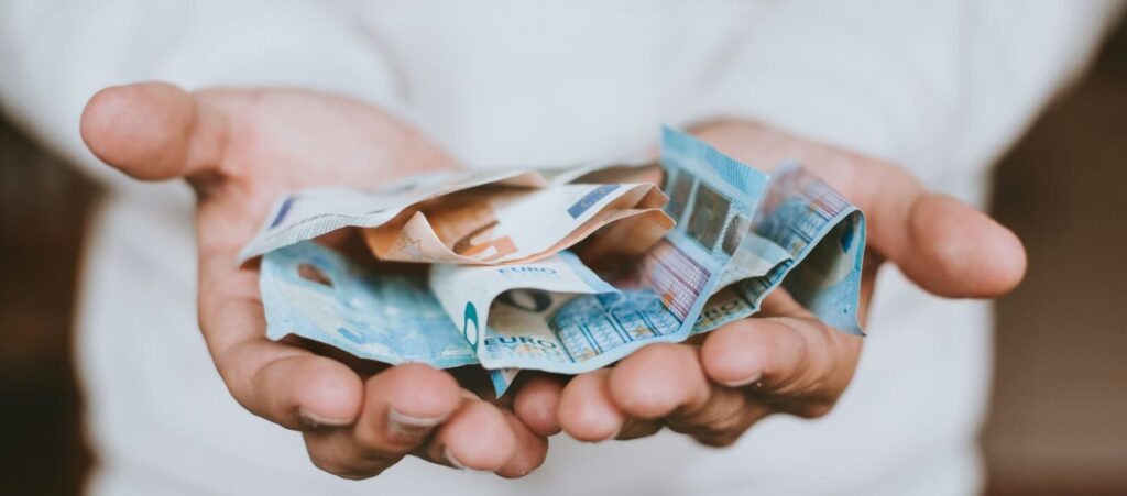 e-ΕΦΚΑ και ΔΥΠΑ: Ποιοι πληρώνονται έως και σήμερα