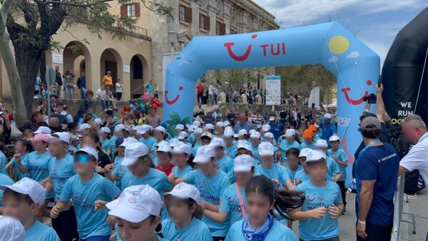 Πάνω από 1.100 μαθητές συμμετείχαν στον 11ο TUI Διεθνή Μαραθώνιο Ρόδου!