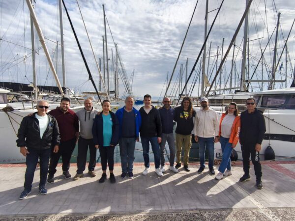 Σχολή ιστιοπλοΐας ο Ναυτικός Όμιλος Κω, σε συνεργασία με τον δραστήριο ΑΣΙΑΘ Ρόδου