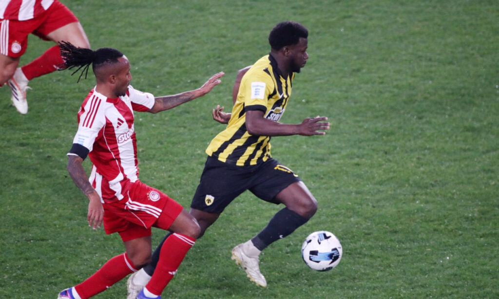 Super League: Ματς «φωτιά» για τον τίτλο, μέχρι το φινάλε! – Προβάδισμα η ΑΕΚ, κυνηγάει ο Ολυμπιακός