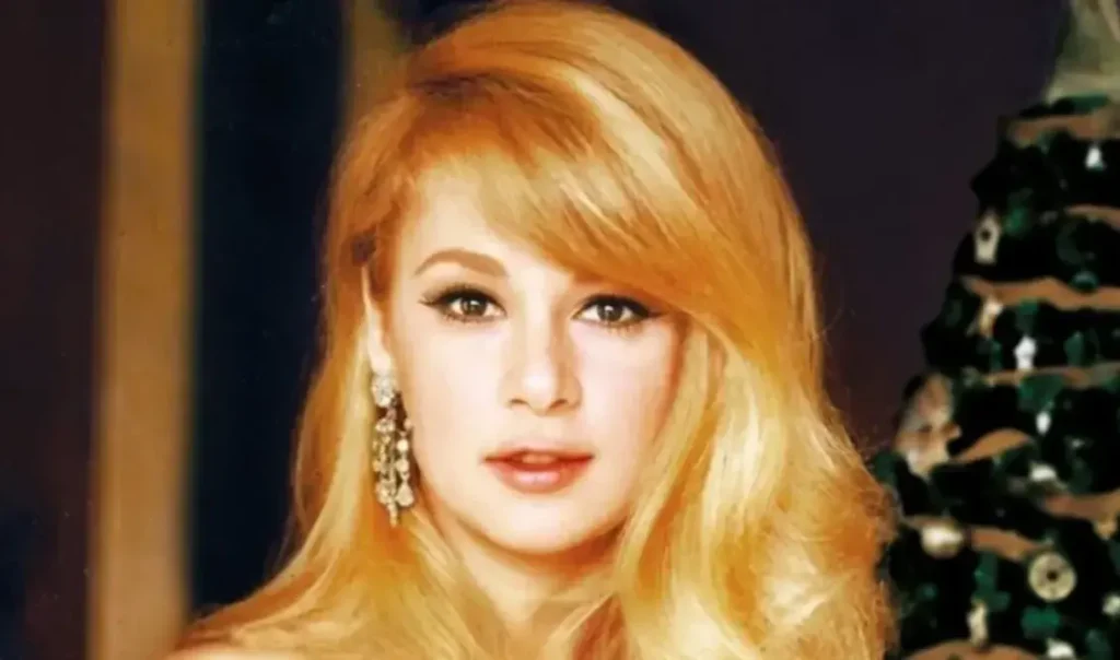 Το άρωμα που φορούσε πάντα η Αλίκη Βουγιουκλάκη – Έπαιρνε νέο άρωμα κάθε εβδομάδα