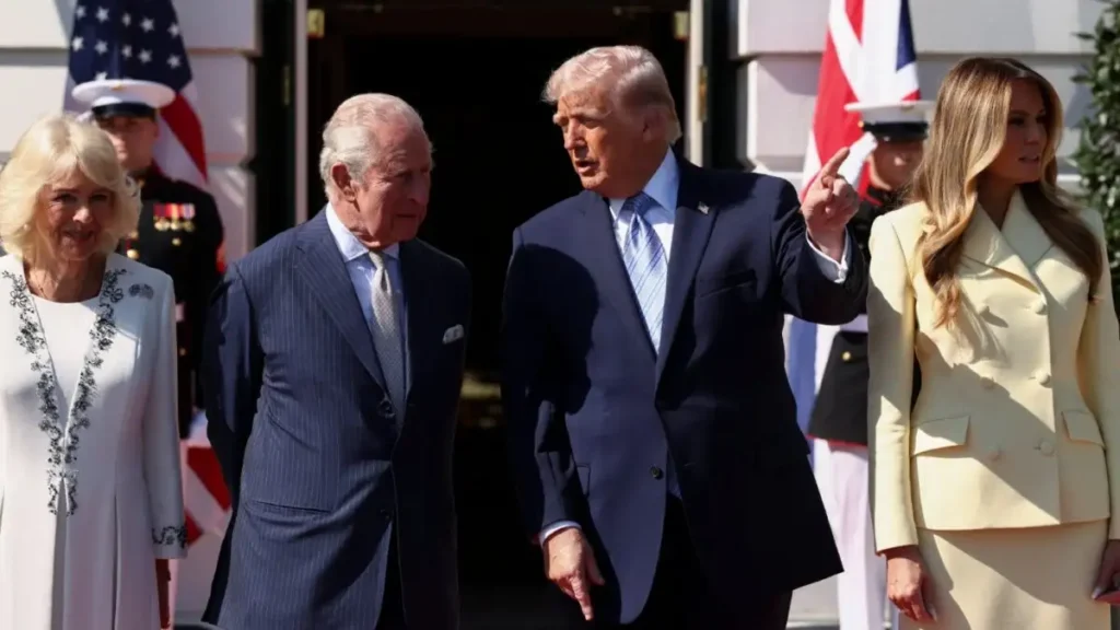 Λευκός Οίκος: Η ιστορική καρφίτσα Cartier της Ελισάβετ, που φόρεσε η βασίλισσα Καμίλα και έκλεψε τις εντυπώσεις