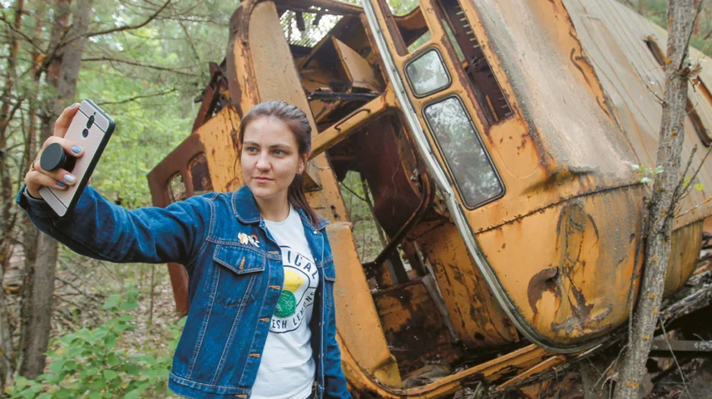 Τσερνόμπιλ, 40 χρόνια μετά: Η μολυσμένη περιοχή που αρνείται να πεθάνει και οι άνθρωποι που επιστρέφουν