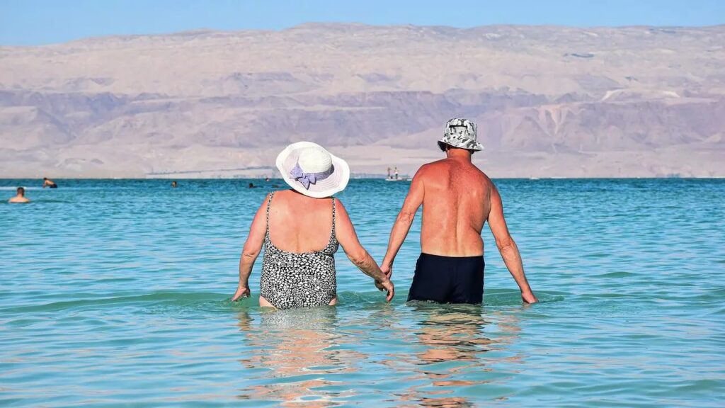 Μετά την Πρωτομαγιά οι αιτήσεις: Δωρεάν διακοπές για 25.000 συνταξιούχους