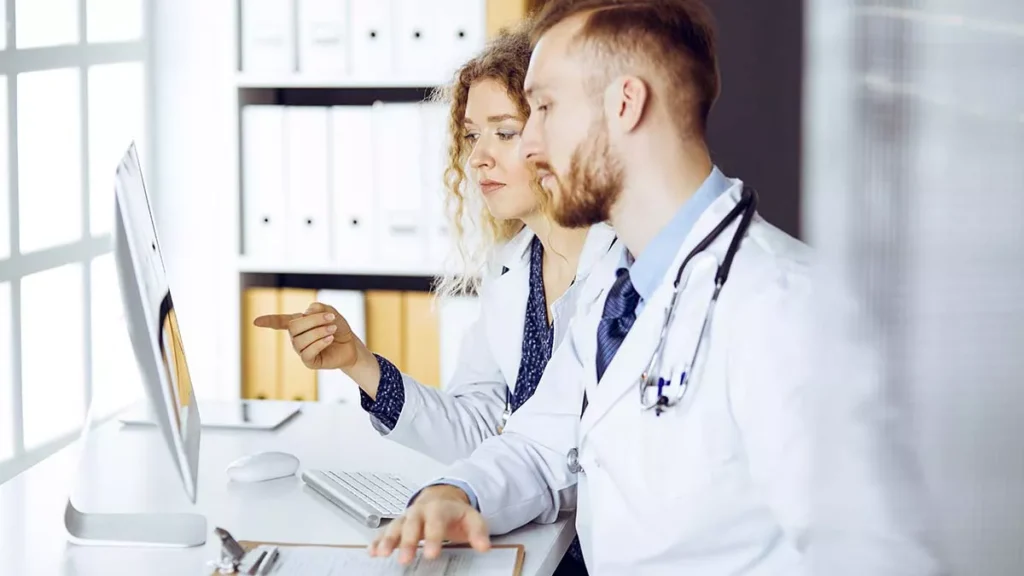 Νοσοκομεία: Πότε θα γίνουν οι 850 νέες προσλήψεις μόνιμων γιατρών στο ΕΣΥ