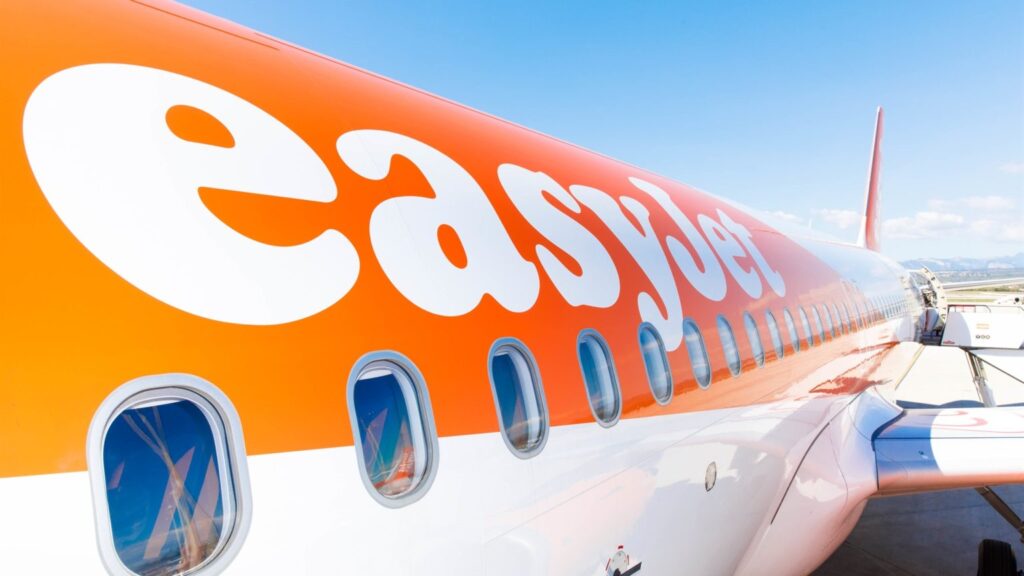 easyJet: Επιθετική καμπάνια για την Ελλάδα με προσφορές από £50 και πακέτα από £409 | Κρήτη, Ρόδος και Κεφαλονιά στο επίκεντρο