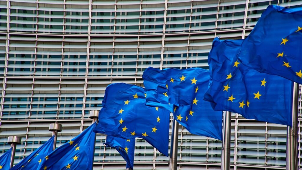 Κομισιόν για αερομεταφορές: “Δεν υπάρχουν ελλείψεις καυσίμων στην Ευρωπαϊκή Ένωση”- Έκτακτη τηλεδιάσκεψη την Τρίτη